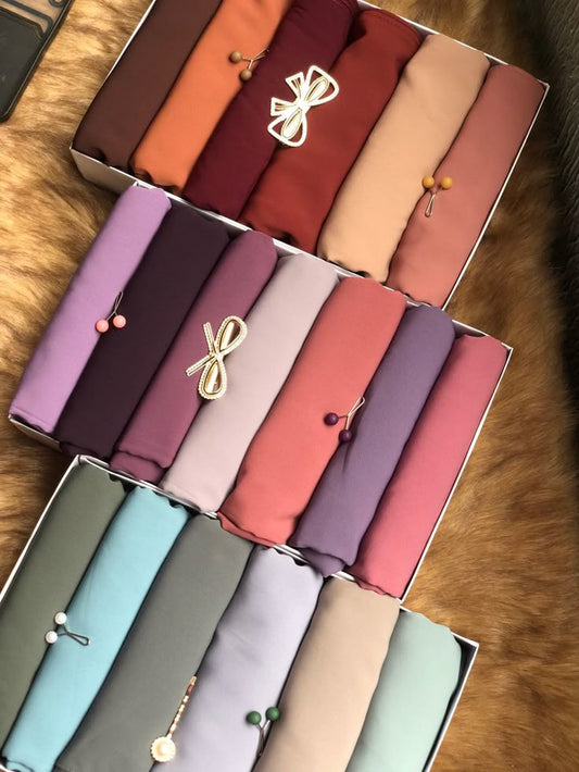 Classic Double Layer Abaya Ensemble with Scarf